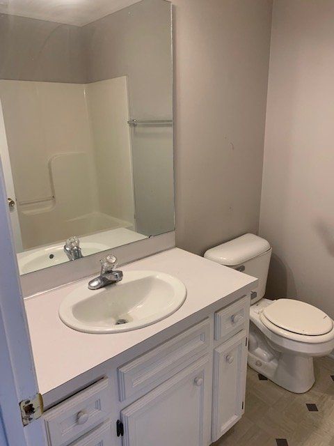 Building Photo - 1025 Spring Forest Rd