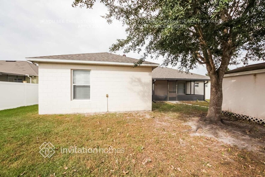 Building Photo - 1130 St Tropez Ct