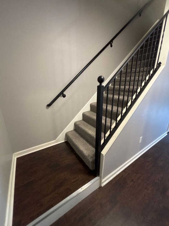 Building Photo - Your Dream Townhome Awaits