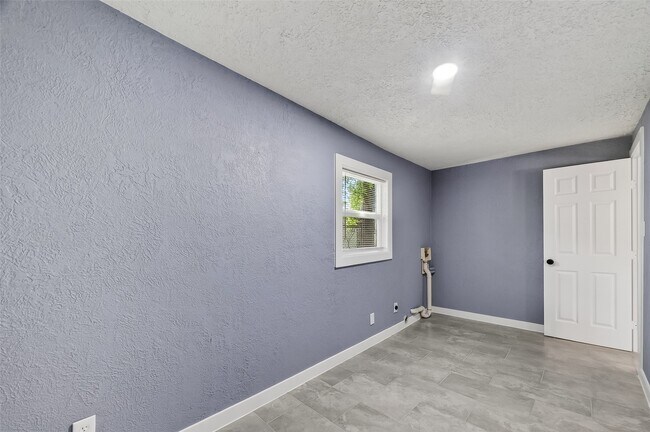 Building Photo - 4727 Arvilla Ln