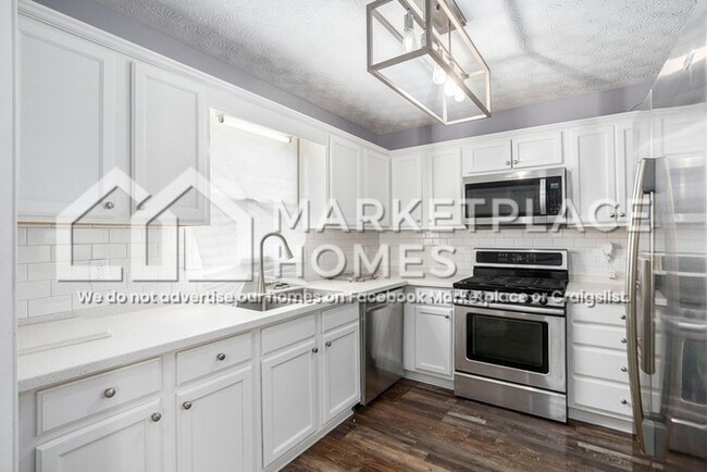 Building Photo - 117 Fawn Ln