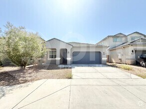 Building Photo - 3028 S 78th Dr