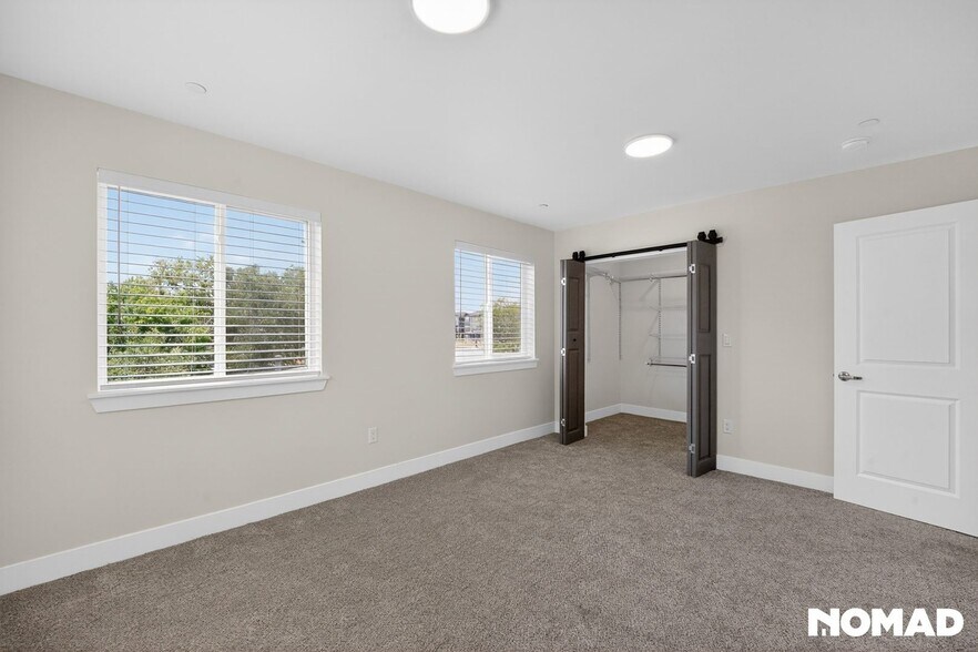 Building Photo - 3582 W 66th Ave