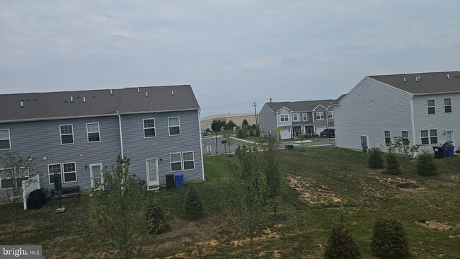 Building Photo - 30 Elliot Ln