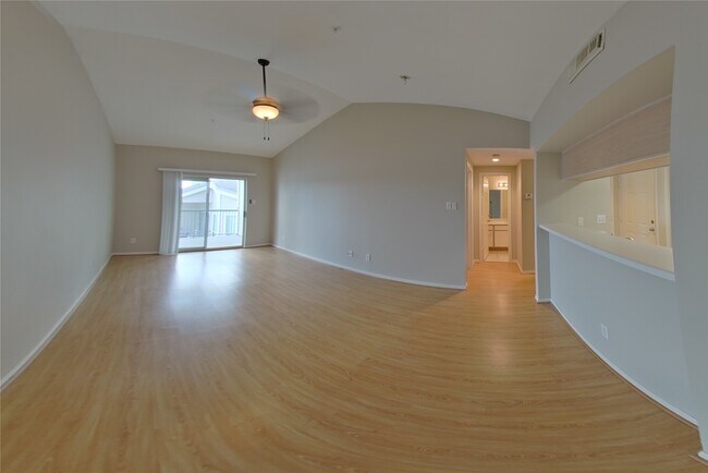 Building Photo - 12800 Melville Dr