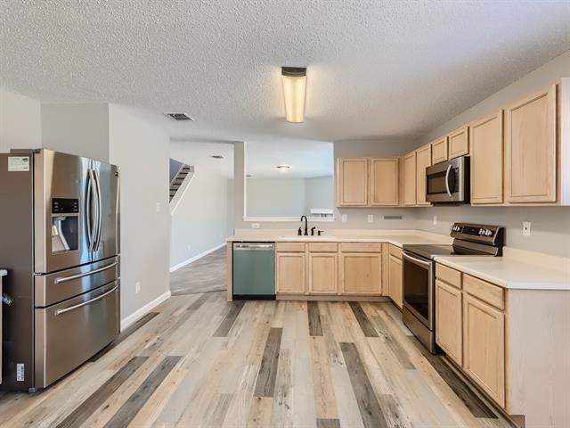 Building Photo - 1320 Blazing Star Trail