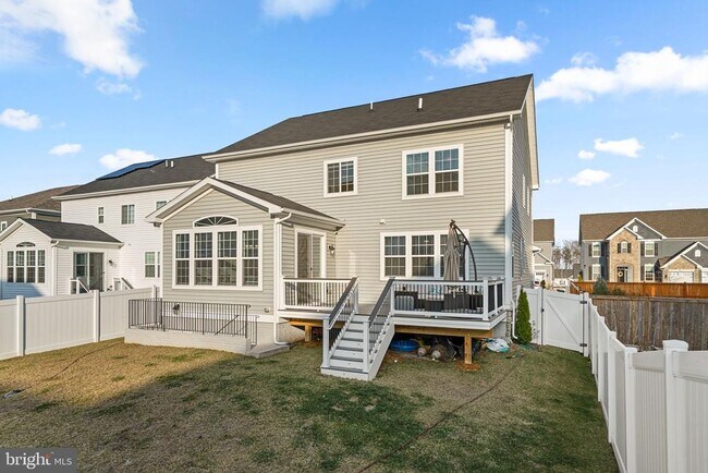 Building Photo - 68 SNOWDROP Dr
