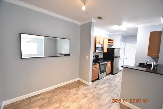 Building Photo - 18573 Bridle Club Dr