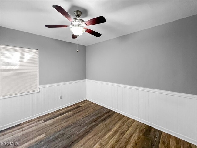 Building Photo - 1918 Grace Ave