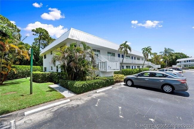Building Photo - 2929 SE Ocean Blvd