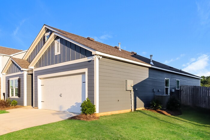 Building Photo - 5761 Timber Leaf Lp