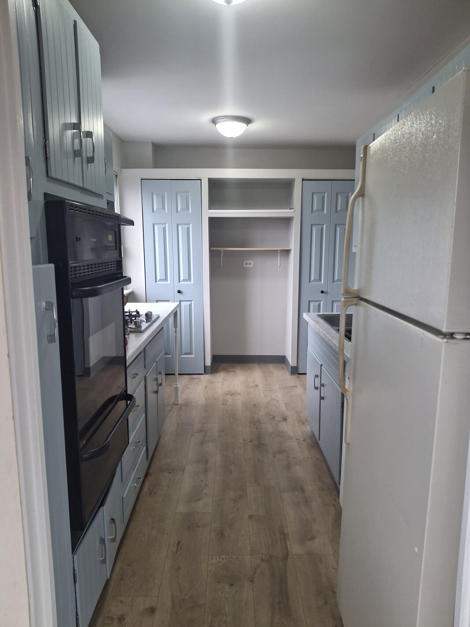 Building Photo - 1517 Hill Rd