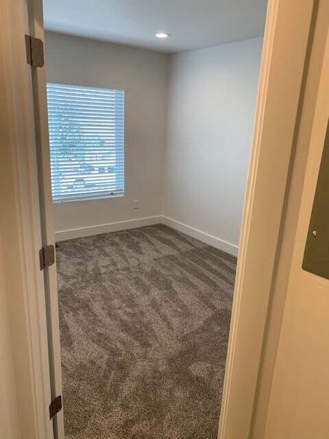 Building Photo - 768 E Diane's Way Bldg A