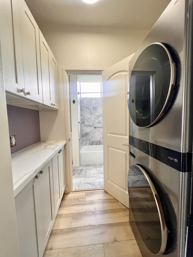 Building Photo - 1030 Aoloa Pl