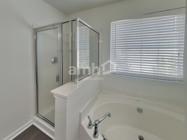 Building Photo - 439 Annaberg Ln