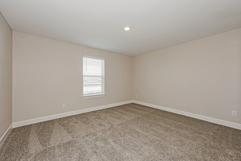 Building Photo - 308 Live Oak Ln