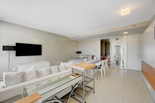 Building Photo - Veer Towers 2007W- Strip/City Views from this Stunning Studio 1/ba Residence