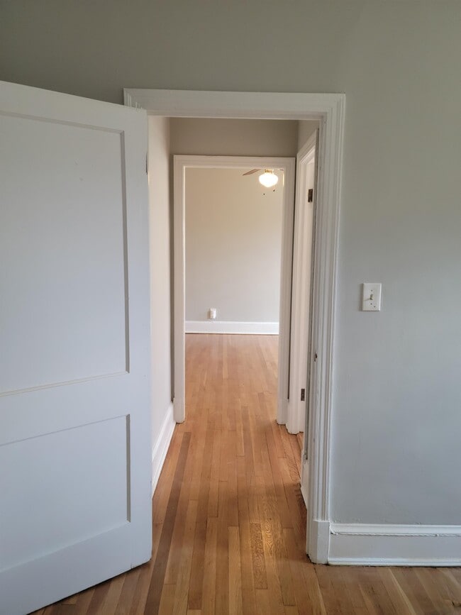 Building Photo - 1301 Longfellow St NW
