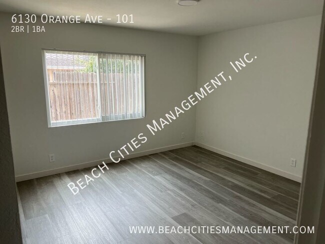Building Photo - Remodeled Lower Unit