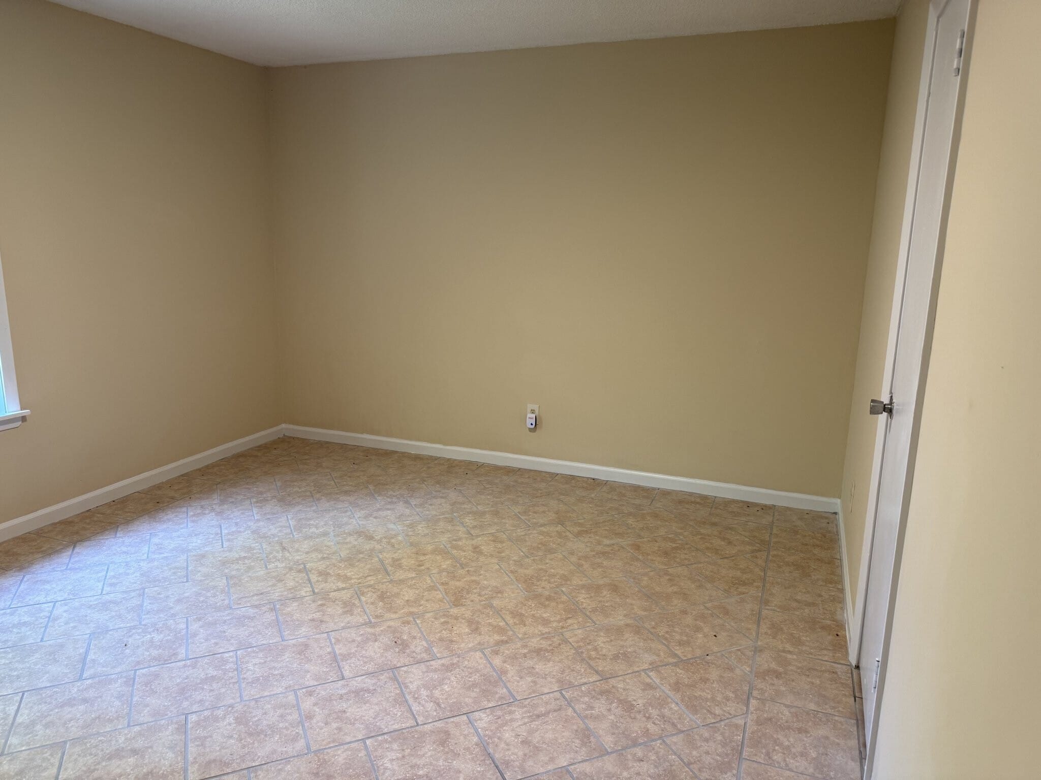 Building Photo - 103 Issac Dr