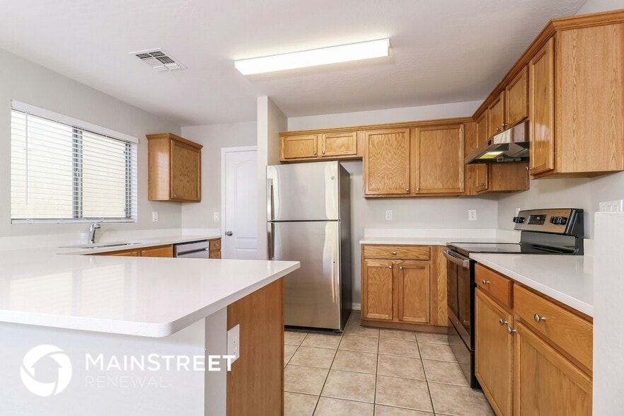 Building Photo - 12560 W St Moritz Ln