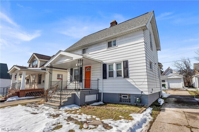 Building Photo - 4710 Birchwood Rd