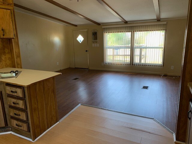 Building Photo - 2103 Bent Oak Ct