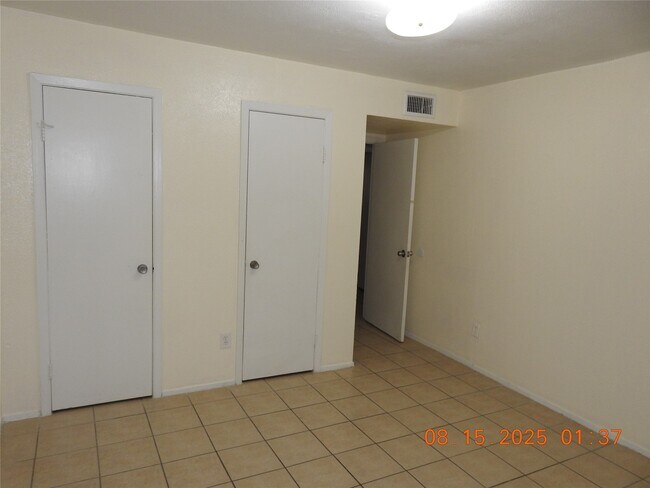 Building Photo - 6305 Westward St