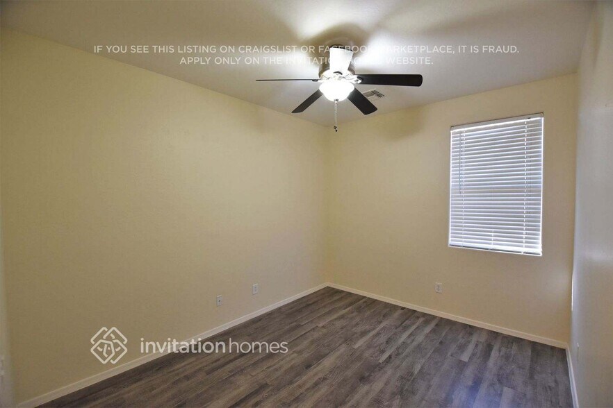 Building Photo - 7330 W Sophie Ln