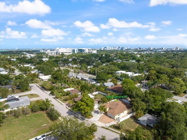 Building Photo - 2339 Datura St