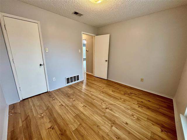 Building Photo - 319 Iberis Dr