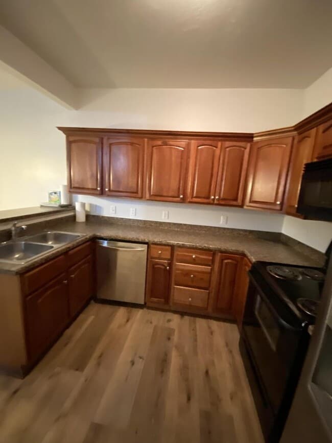 Building Photo - 1512 N 540 W