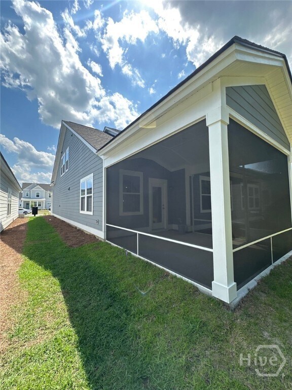 Building Photo - 134 Binscombe Ln