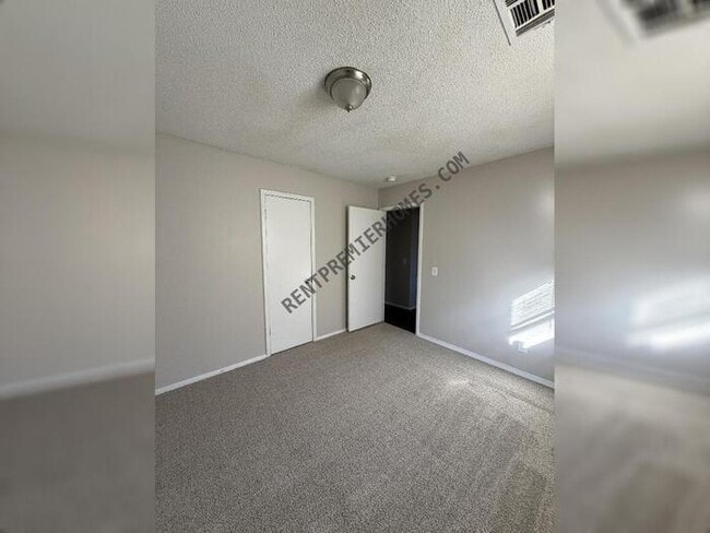 Building Photo - 429 NW 86th St