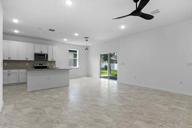 Building Photo - Available Now! Brand New 4/2 Single Family...