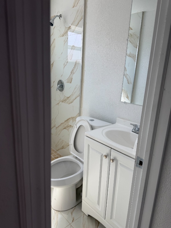 Building Photo - 1817 N Tamiami Trl