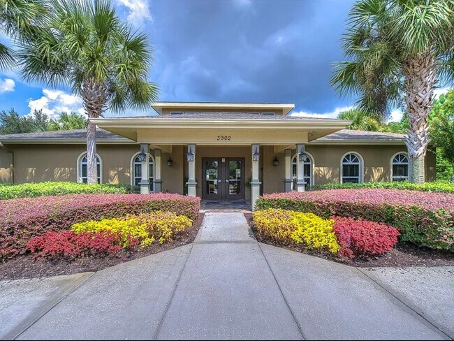 Building Photo - 2766 Hilliard Dr