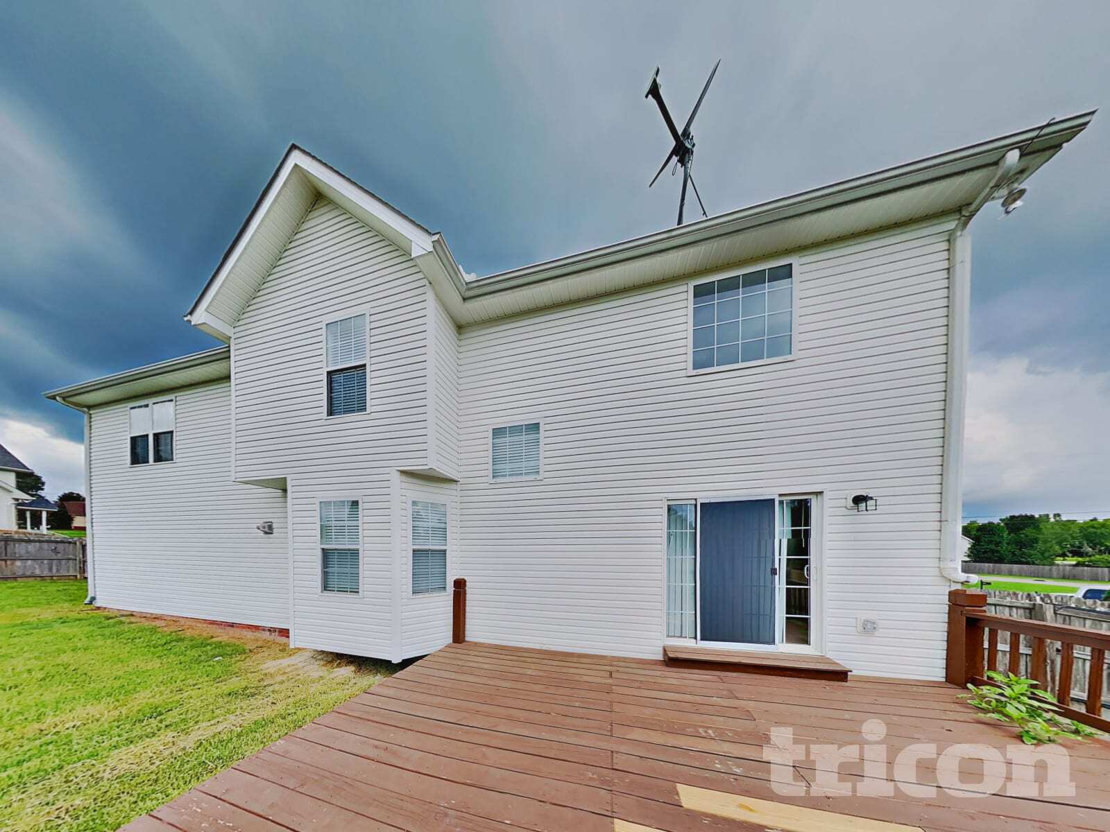 Building Photo - 1007 Golf View Way