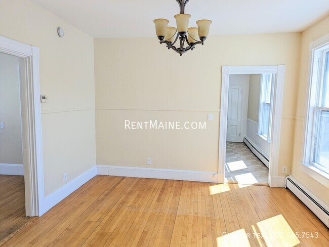 Building Photo - 22 E Summer St