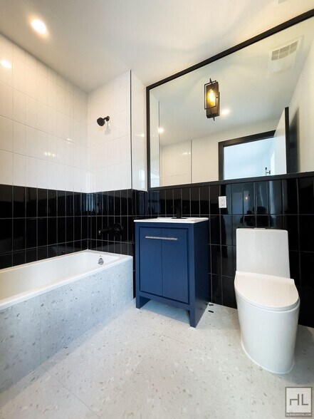 Building Photo - Crown Heights / Brooklyn / Sunlit 1-Bed 1-...