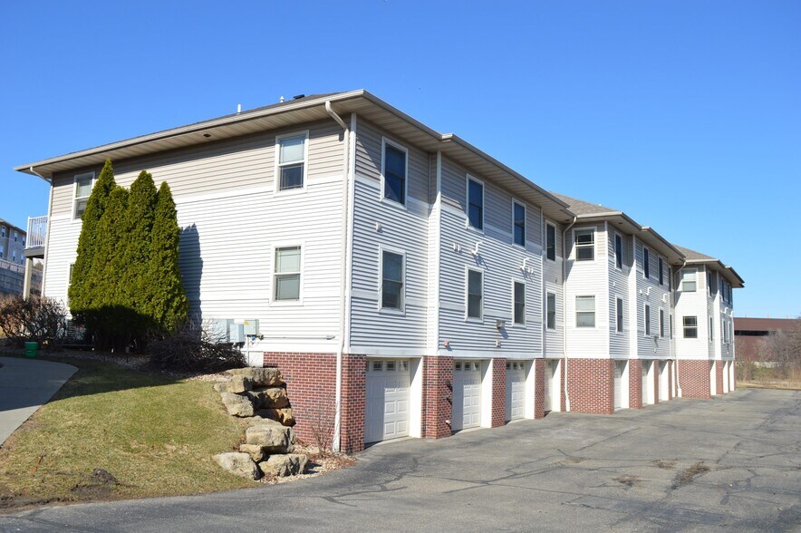 Building Photo - 2824 Pleasant View Rd