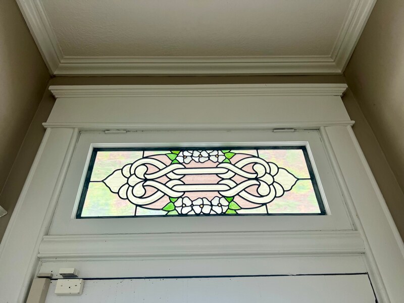 Building Photo - 1112 E Walnut St