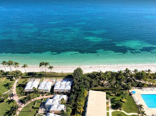 Building Photo - 881 Ocean Dr