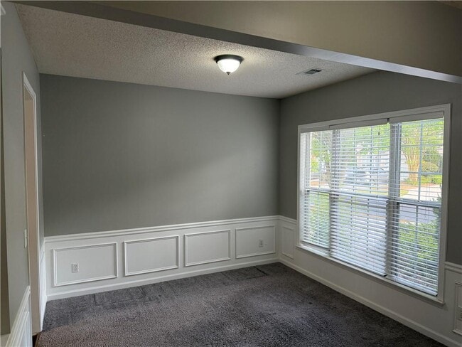 Building Photo - 2815 Ashleigh Ln