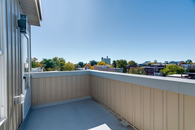 Building Photo - Stylish New Construction Near Fishtown