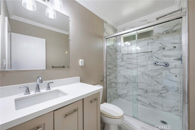 Building Photo - 3202 Belvedere Dr