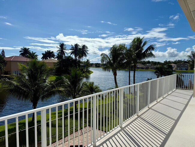 Building Photo - 6509 Stonehurst Cir