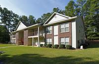 Building Photo - Karen Lake Apartments