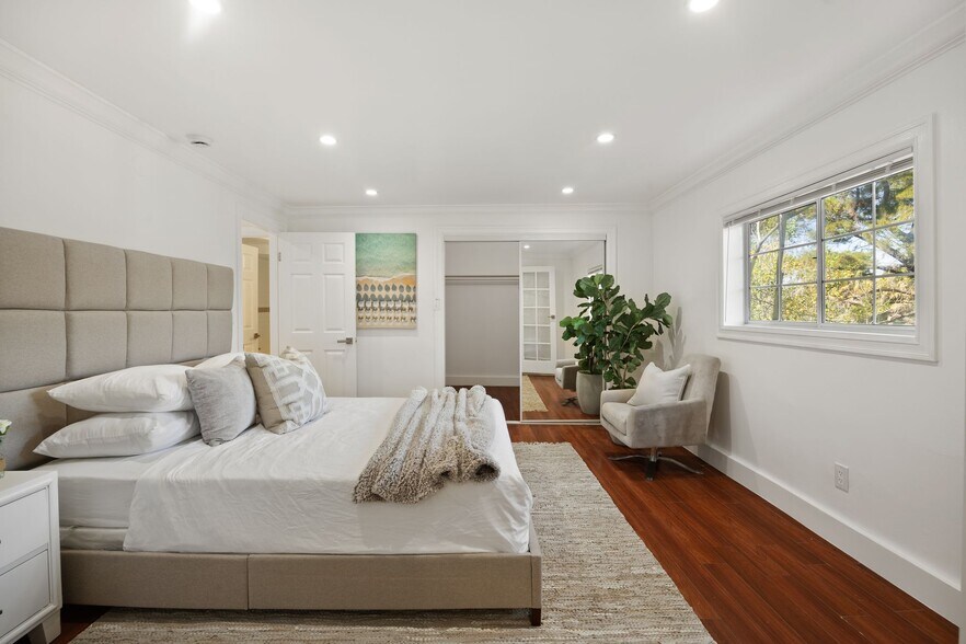 Building Photo - 3254 Dos Palos Dr