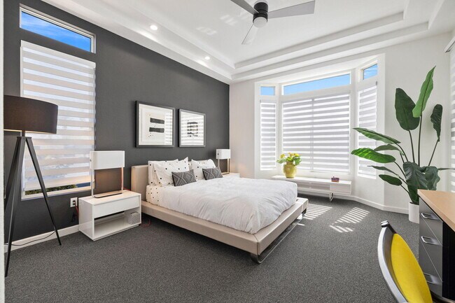 Building Photo - 44718 Alexandria Vale